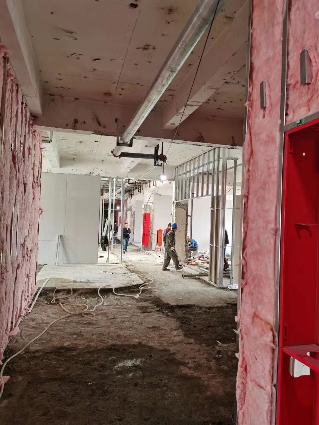 辦公室吊頂施工