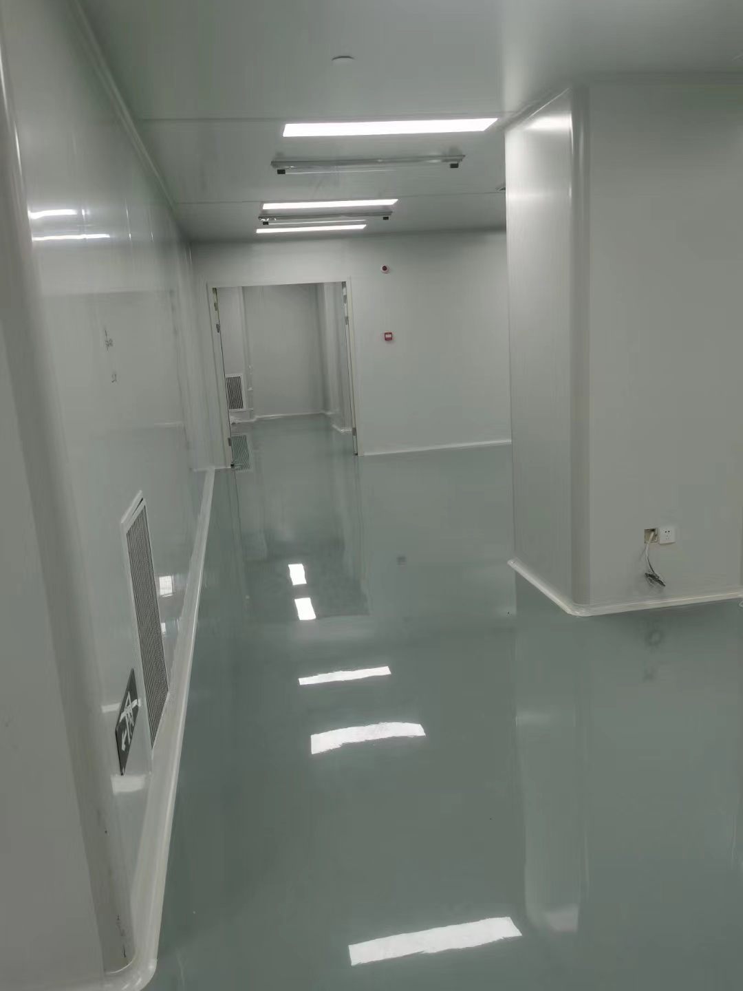 醫(yī)療器械潔凈車間圖片