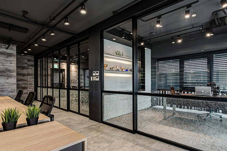 上海工業(yè)風辦公室裝修